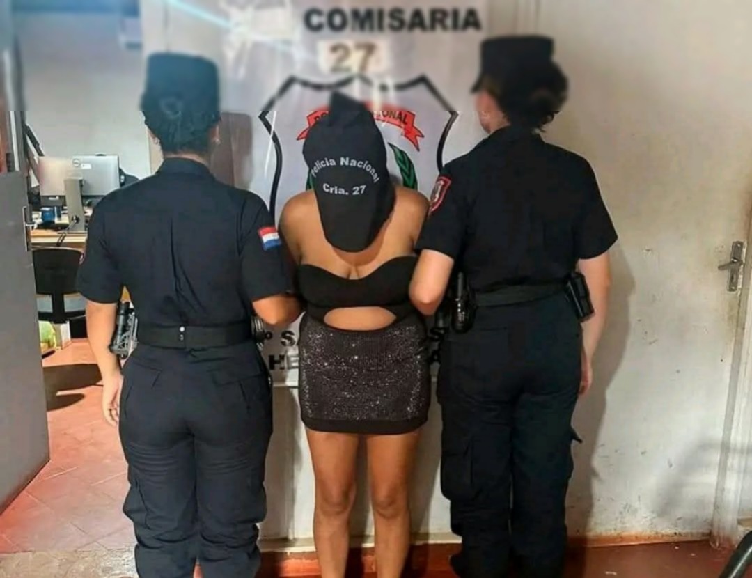 4trapan esta mujer en medi0 d…Ver más